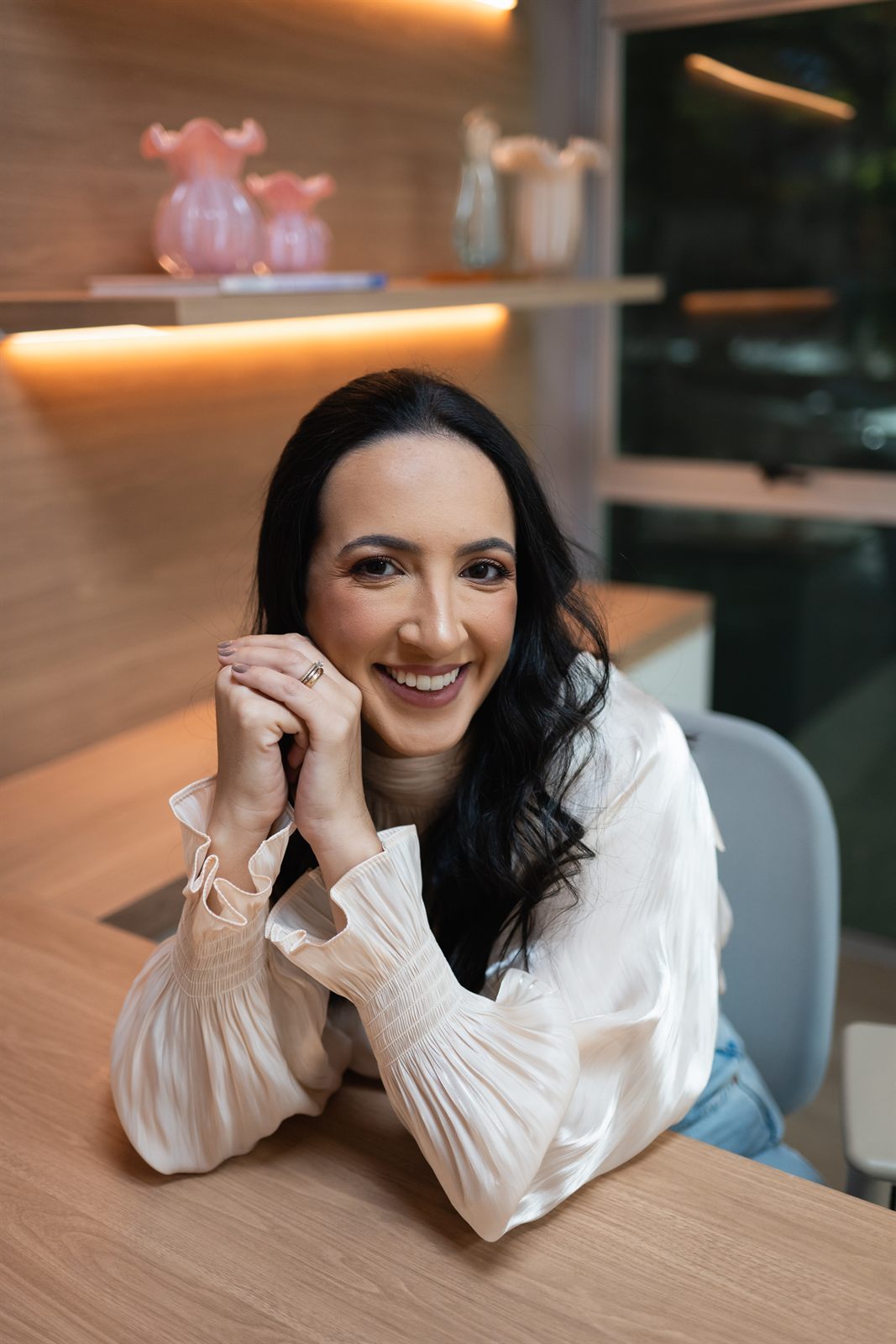 Retrato da Dra. Dayane Rodrigues, especialista em odontopediatria